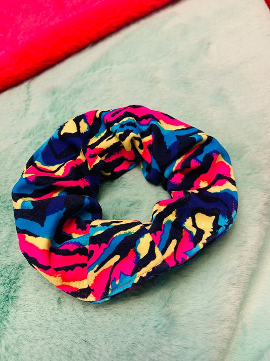 Scrunchie - Rollerskate Multi Pink