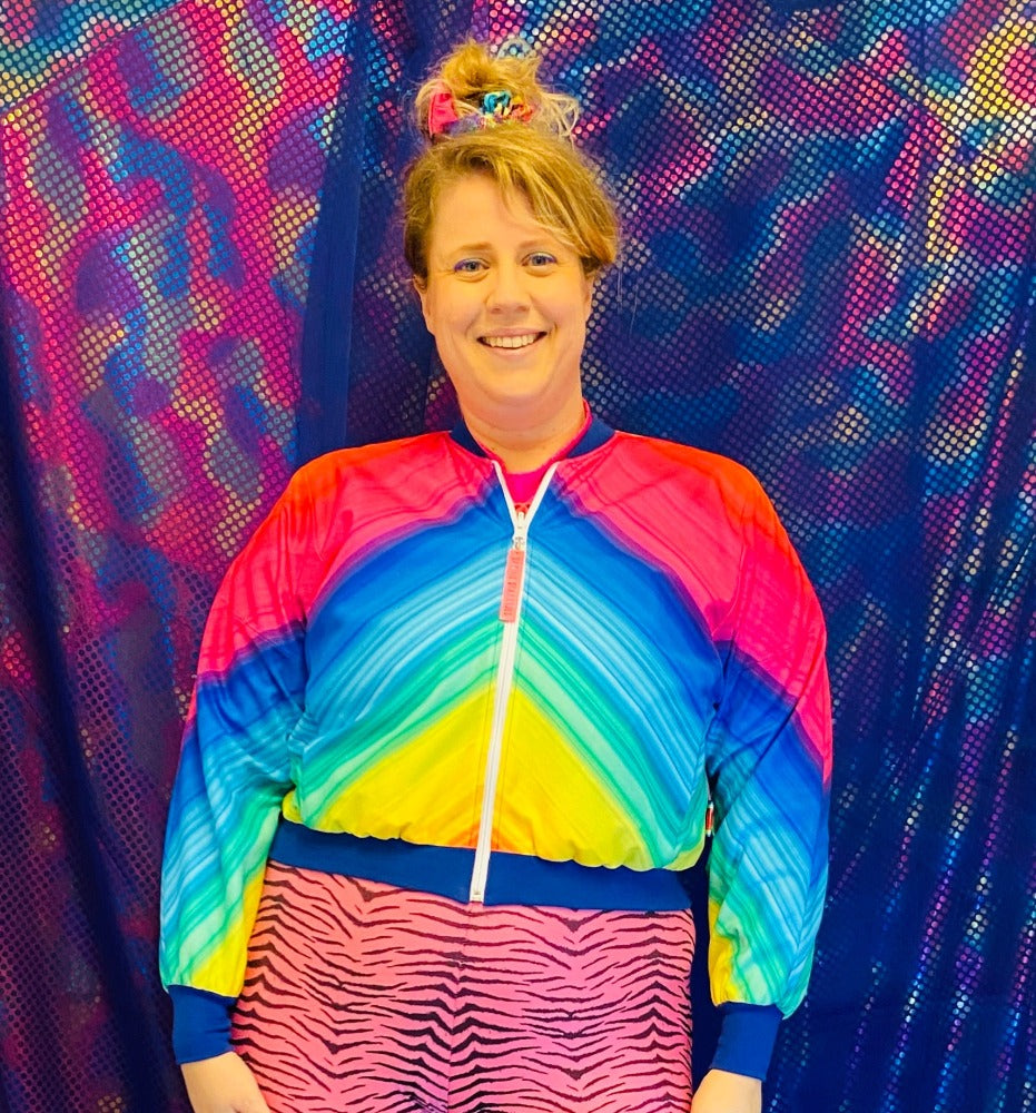 🌈 Handmade colorful Reversible Bomberjacket. The Spirograph Pink & Blue with shiney unicorn sleeves, the other side is geometric rainbow with pockets!! Attached to the zip is an Sabine Staartjes keychain!  🧵One piece available!   🛒This product is finished and ready to send!  📏 One size. Modelsize is XL  🎨  Wanna have a custom made size or design? YOU can also choose for an other fabric or color!! Contact us! Info@sabinestaartjes.com