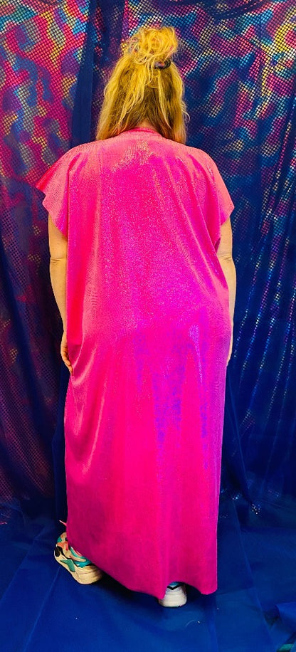 🌈 Handmade colorful Kaftan  - Pink Velvet Glitter  🧵One piece available!   🛒This product is finished and ready to send!  📏 One size. Model size is XL  🎨  Wanna have a custom made size or design? YOU can also choose for an other fabric or color!! Contact us! Info@sabinestaartjes.com